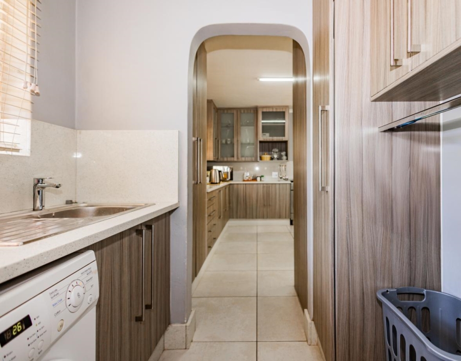 8 Bedroom Property for Sale in Joostenbergvlakte Western Cape